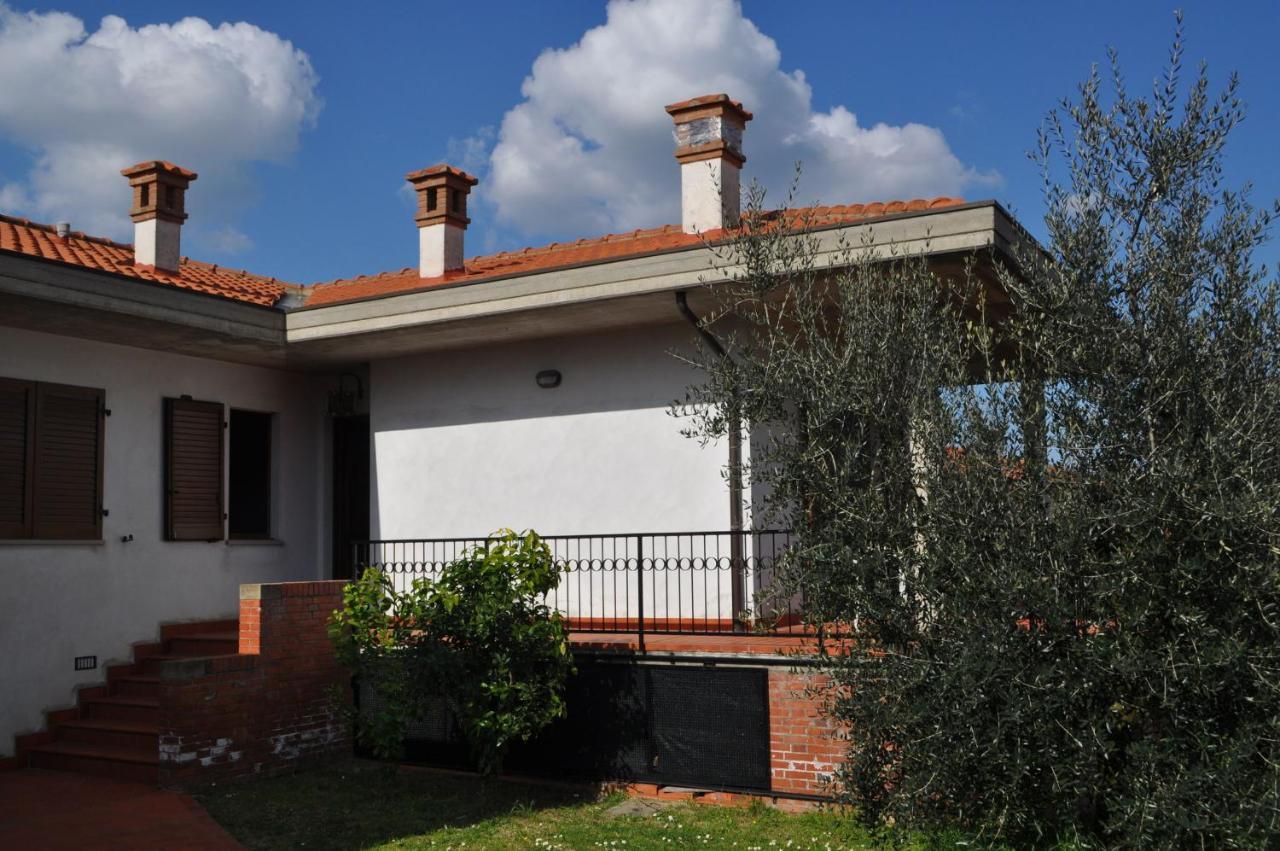 La Casina Del Canneto Pergine Valdarno Buitenkant foto